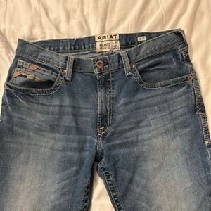 Ariat Men's Denim Relaxed Straight leg Jeans 34